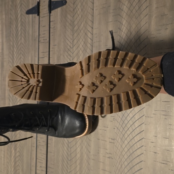 Crown Vintage Black Combat Boots - Picture 4 of 5